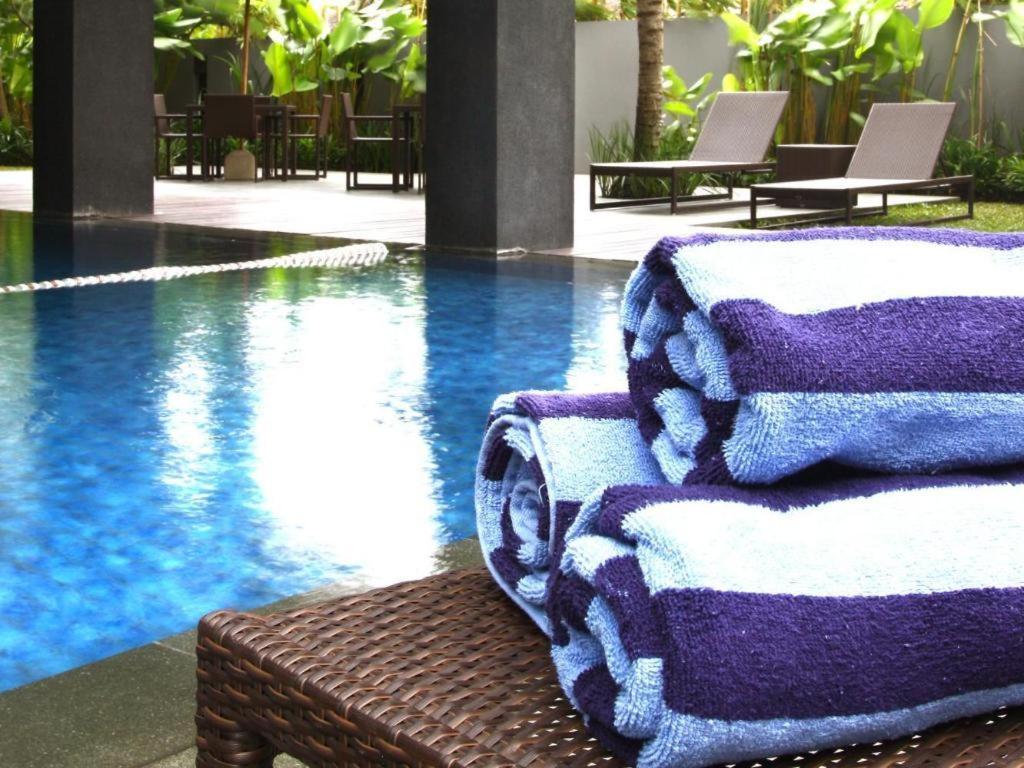 Mitra Bandung Hotel Buitenkant foto