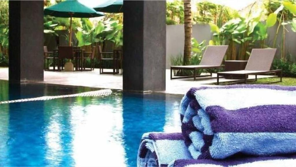 Mitra Bandung Hotel Buitenkant foto