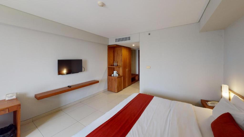 Mitra Bandung Hotel Buitenkant foto
