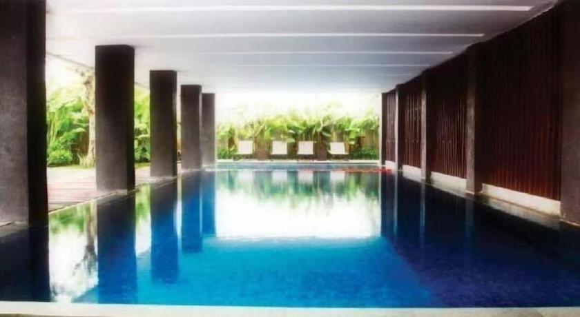 Mitra Bandung Hotel Buitenkant foto