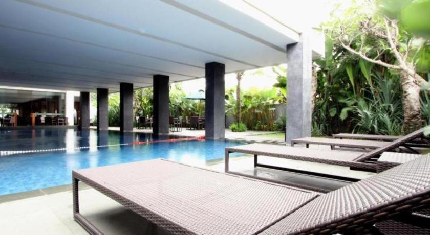 Mitra Bandung Hotel Buitenkant foto