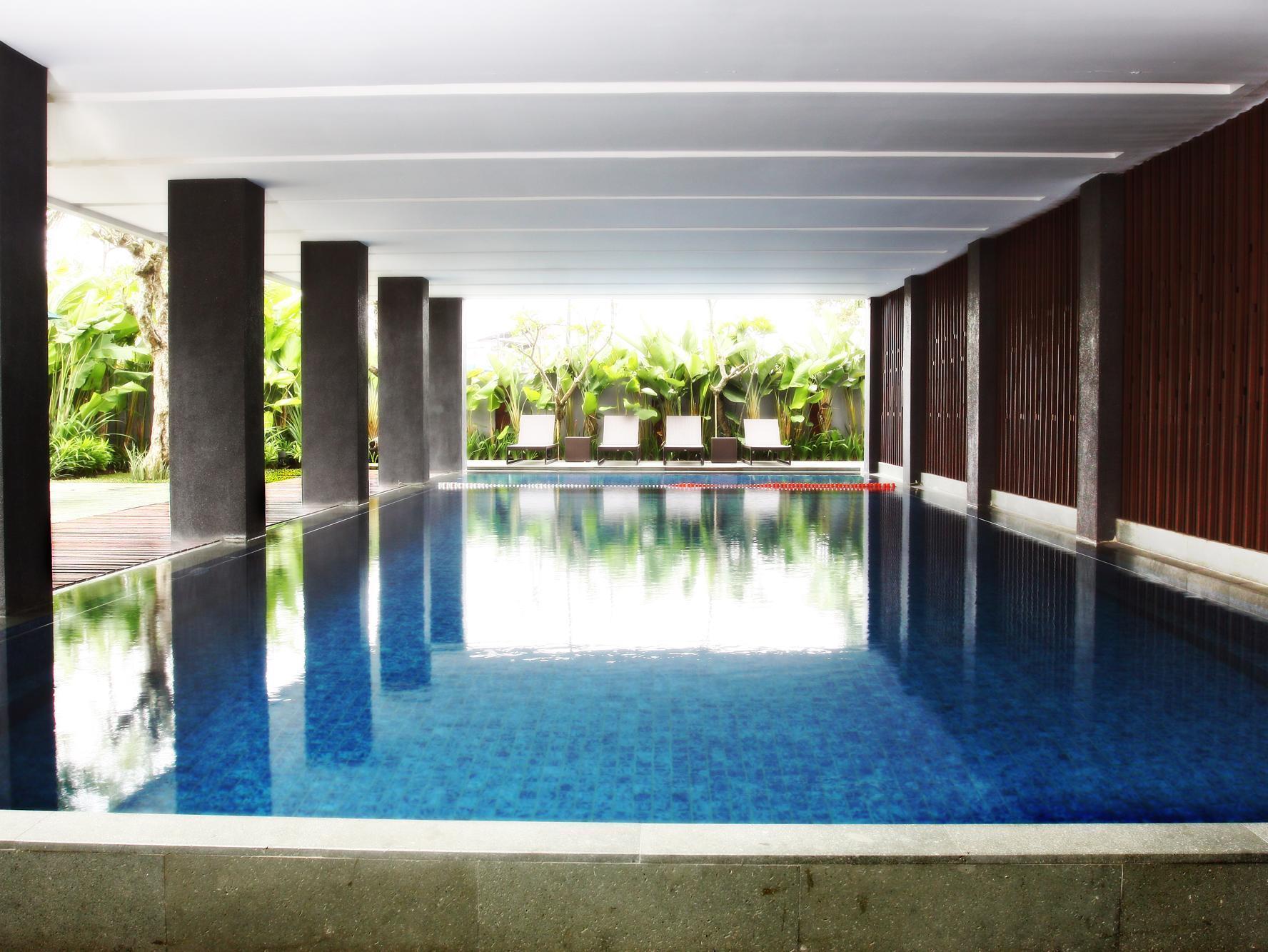 Mitra Bandung Hotel Buitenkant foto